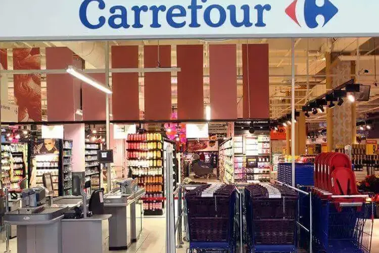 Comment travailler chez Carrefour?