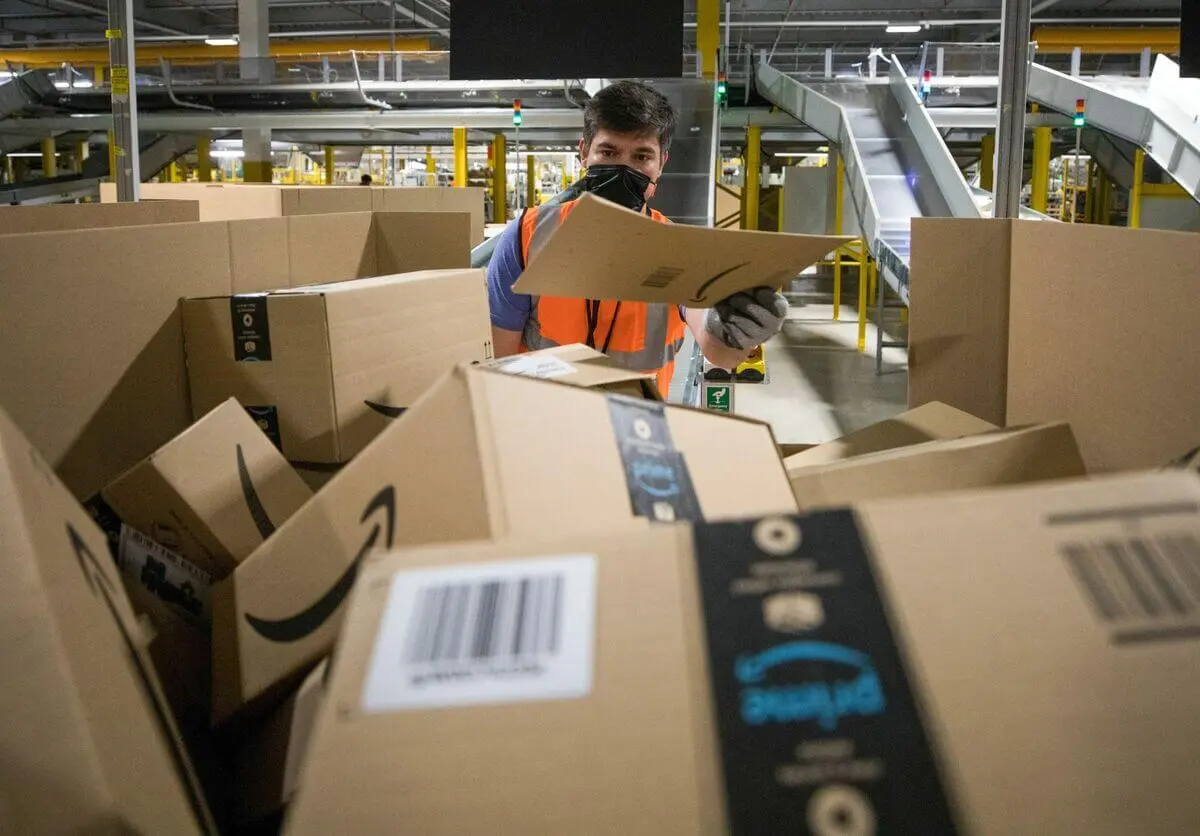 Complete guide to work at Amazon in Canada