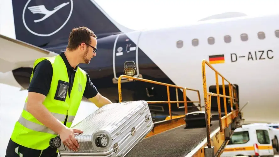 ARBEIT AUF DEM FLUGHAFEN