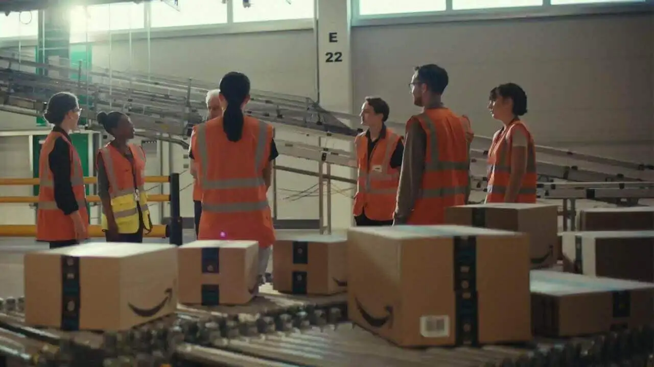 Karriere bei Amazon Deutschland: Kurse, Lebenslauf und Interview-Tipps