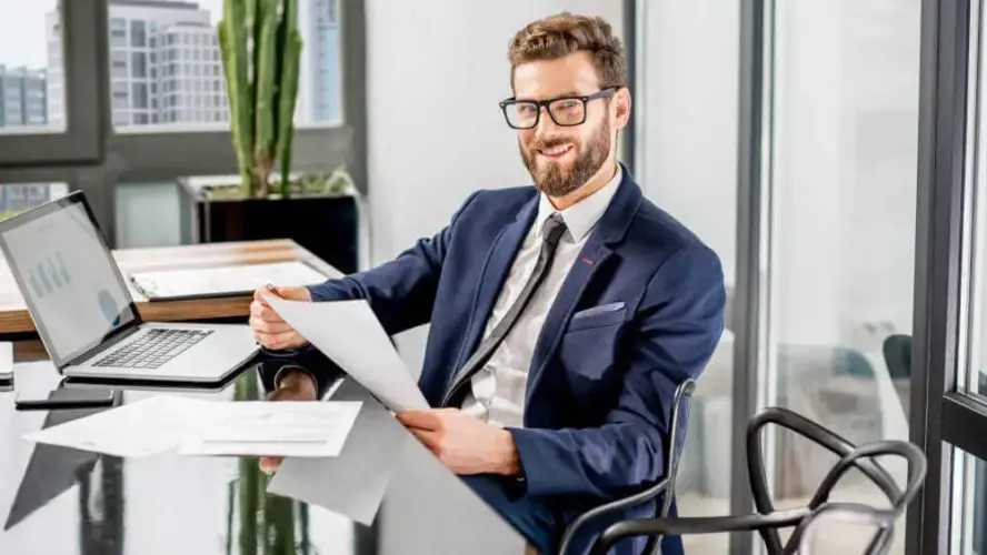 Trouver sa Voie à la Banque Postale : Un Guide pour les Aspirants Banquiers