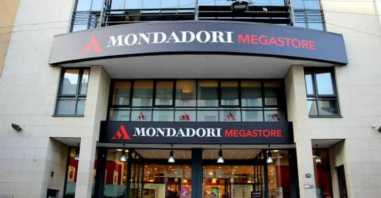 Lavora da Mondadori