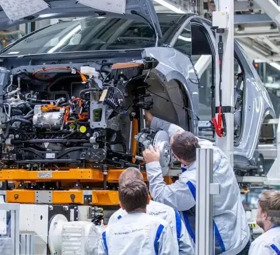 Die Industrie sucht Sie! Narrensichere Schritte zum Einstieg in die besten Autofabriken