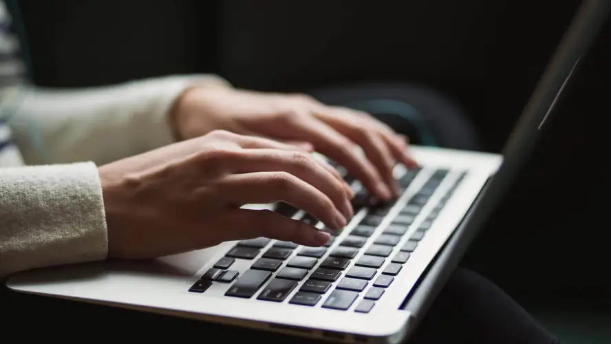 Finding Jobs Near Me: Strategies for Local Job Search in Canada