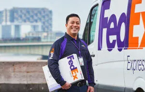 In posti di lavoro offerti da FedEx: Ottimi stipendi e senza esperanza richiesta