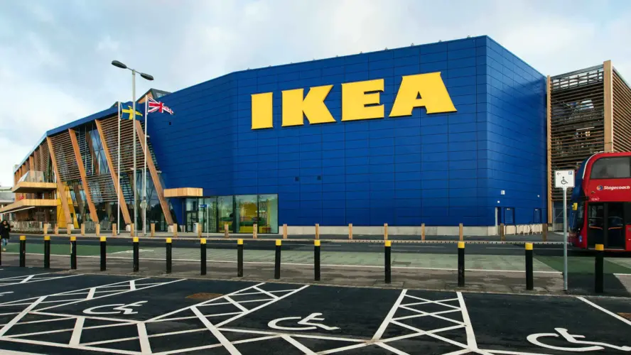 Ikea ha bisogno di lavoratori: contratti part-time o full-time a partire da 15€/ora netti