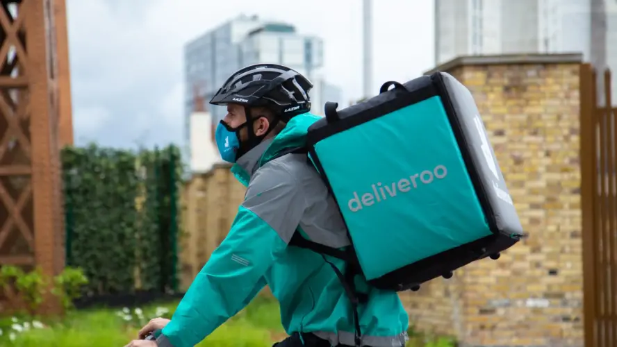 Diventa Rider Deliveroo: guadagni quanto vuoi lavorando in base alle tue disponibilità!