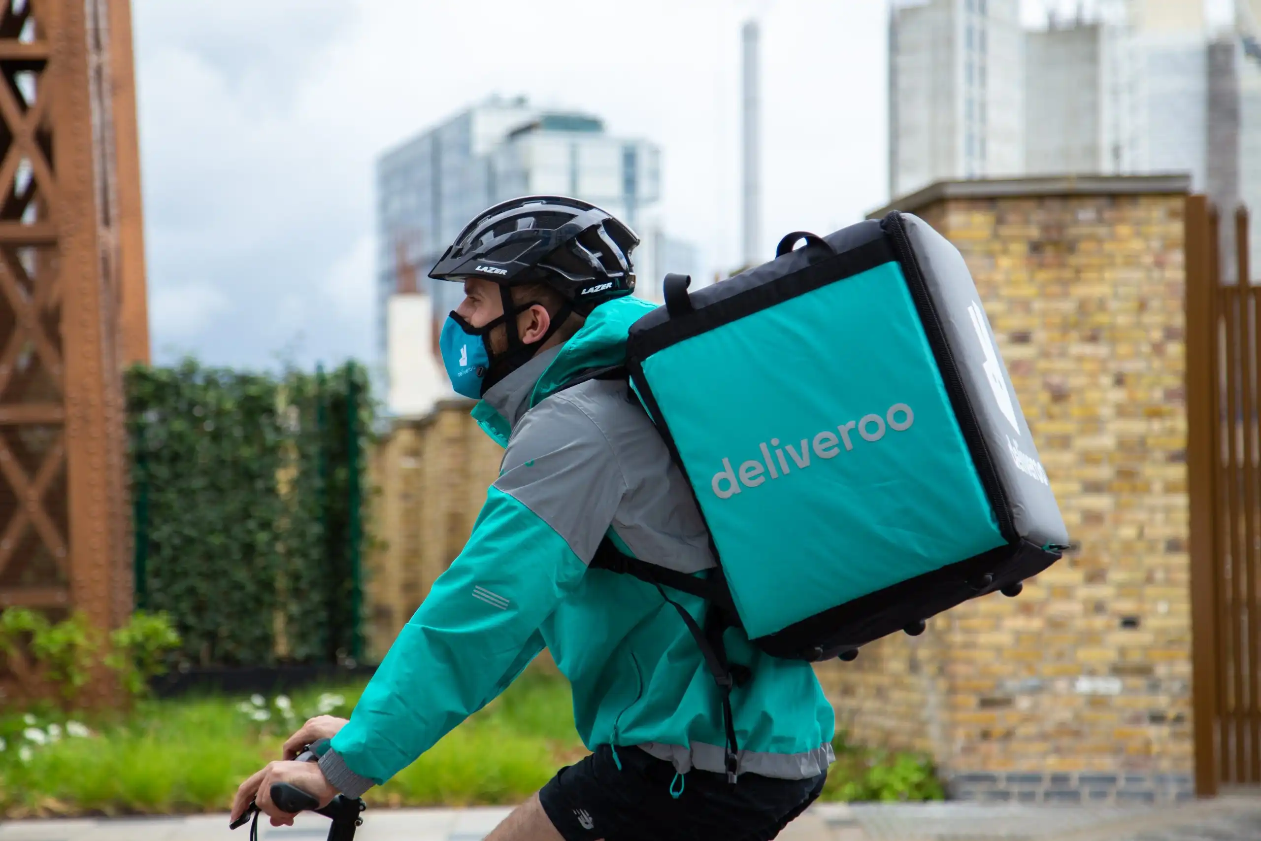 Diventa Rider Deliveroo: guadagni quanto vuoi lavorando in base alle tue disponibilità!