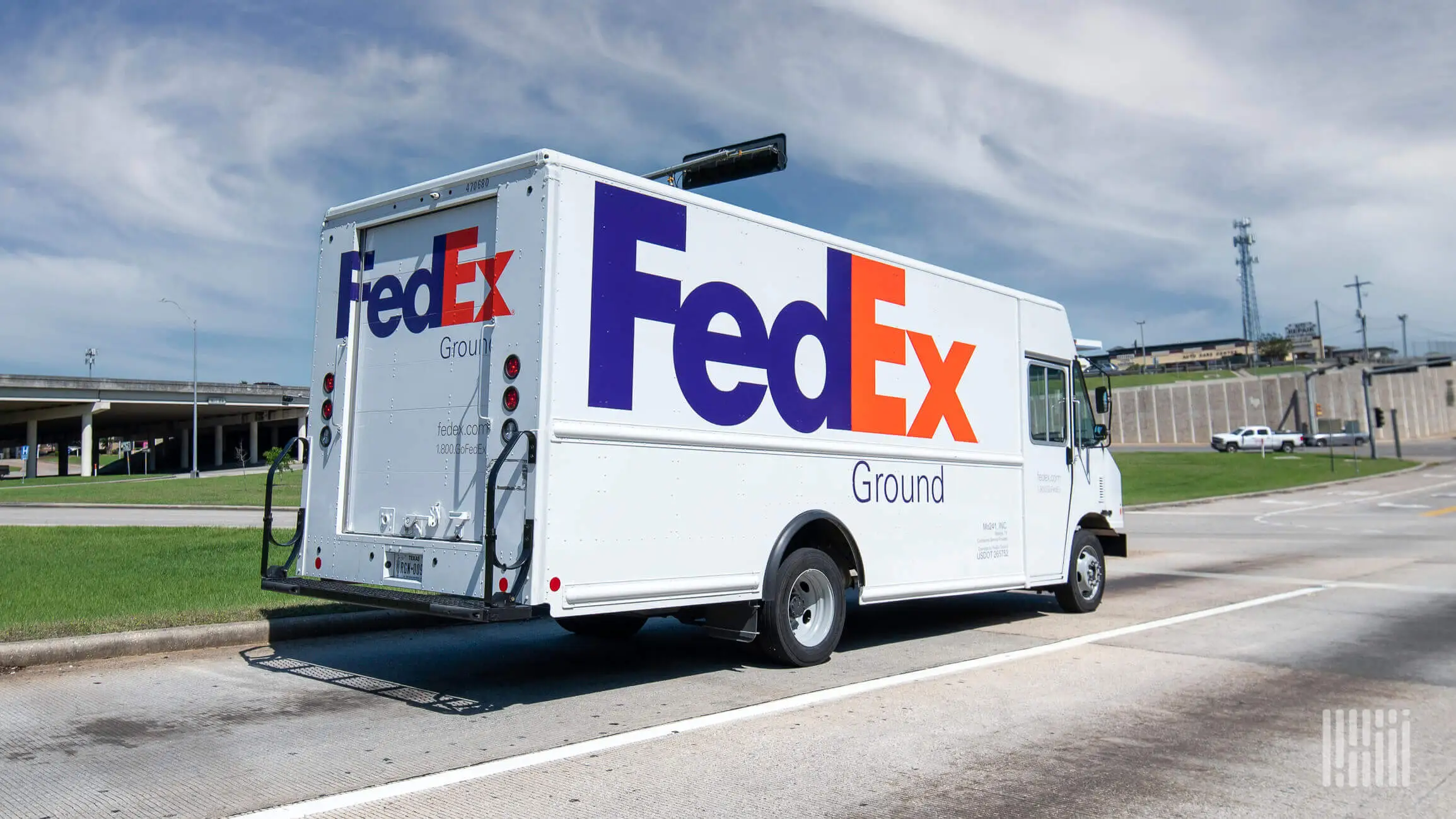 Hitting the Road: Earning $15/hour as a FedEx Driver