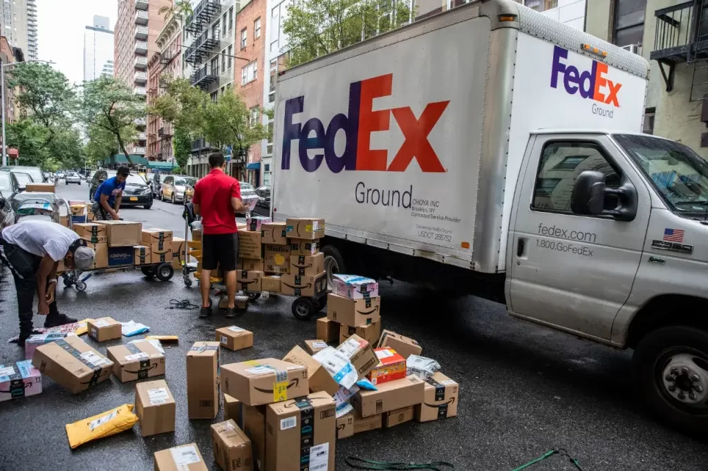 Earn Up to $20/hour Being A Warehouse Worker for FedEx