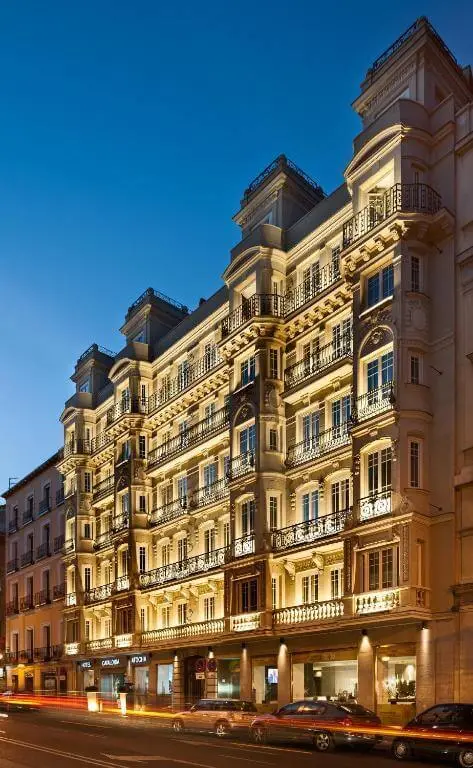 Entdecke über 250 Arbeitsmöglichkeiten in Hotels: Verdiene bis zu 23€ pro Stunde!