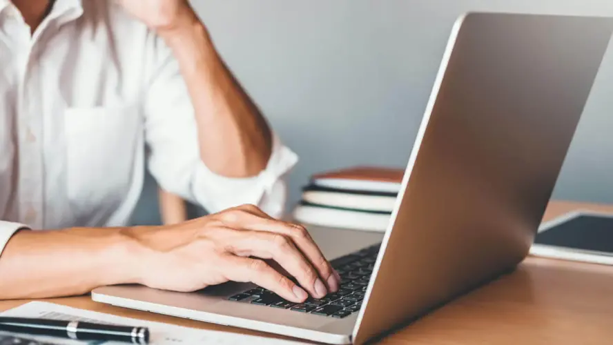 Der deutsche Bausektor bietet Chancen für Berufseinsteiger und Gehälter ab 3.000 EUR – So startest du deine Karriere!