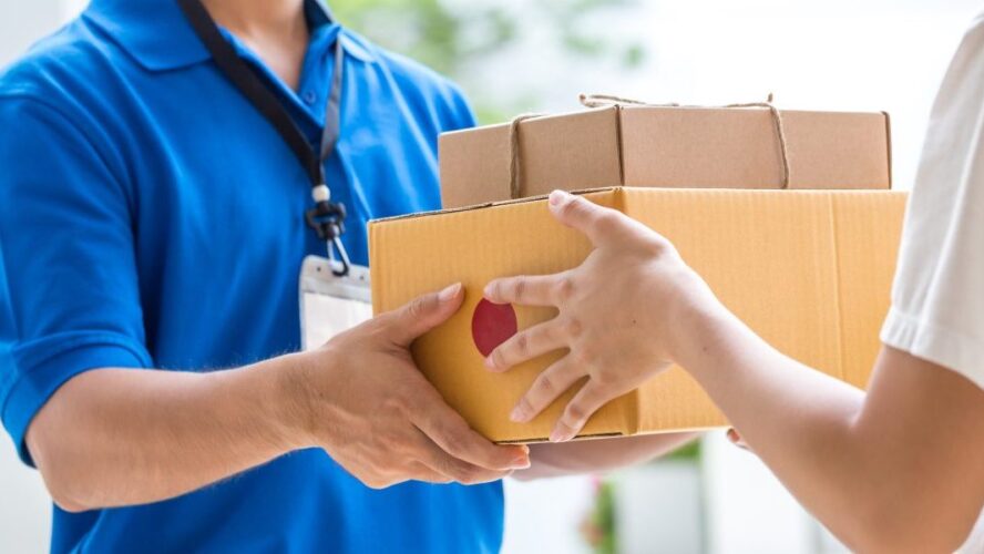 Stai cercando un lavoro? DHL, Amazon, Lidl e molte altre aziende stanno assumendo e tu perdi 2871€ al mese perché non leggi questo articolo!