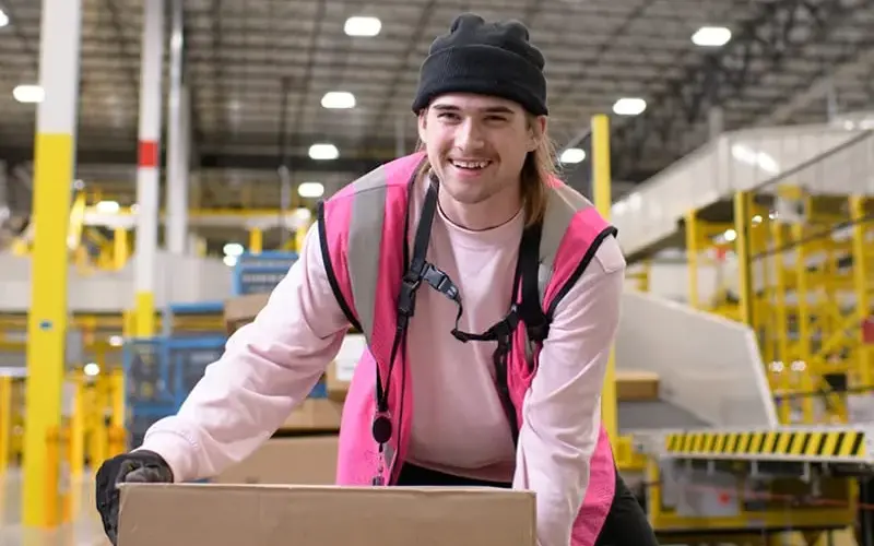 Möchtest Du Deinen ersten Job bei Amazon bekommen? Keine Erfahrung erforderlich!