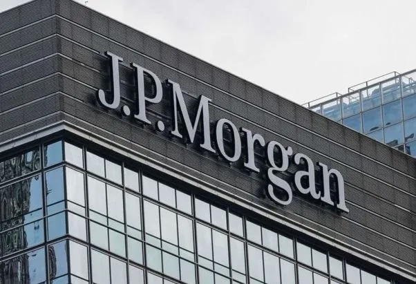 High Salaries and a Huge List of Benefits at JPMorgan Chase