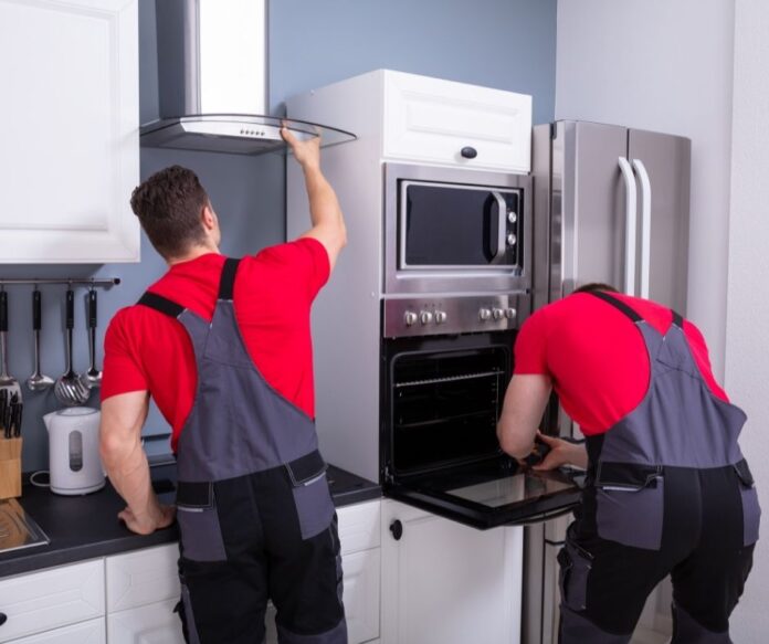 Publicación de Facebook Primero de Mayo Verde Elegante Ilustrado Floral